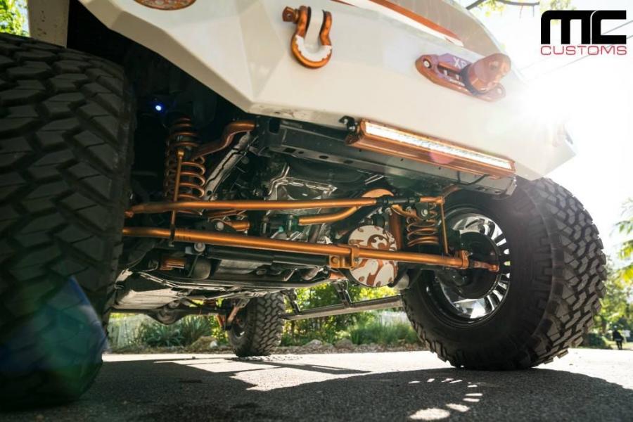 Детали экстерьера Jeep Wrangler Unlimited by MC Customs 2018 года  (фото 4 из 10)